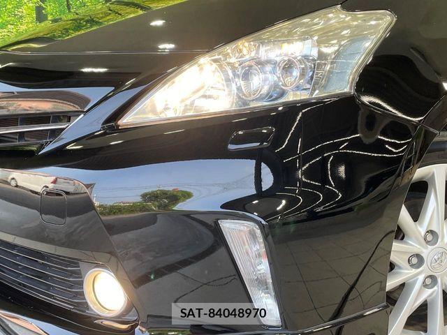 Toyota PRIUS ALPHA 2012-11 8246416-12