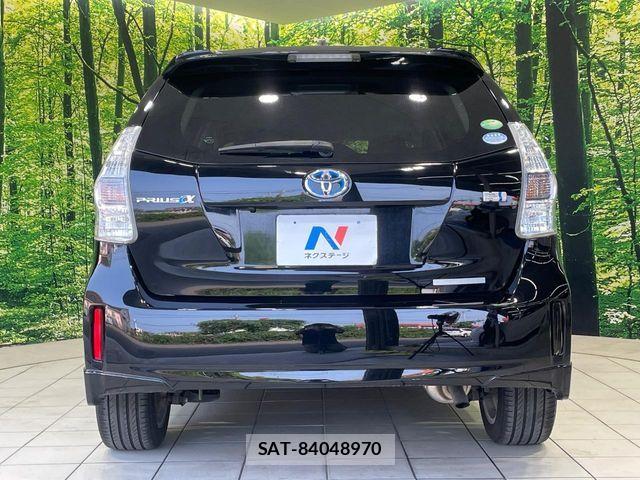 Toyota PRIUS ALPHA 2012-11 8246416-14