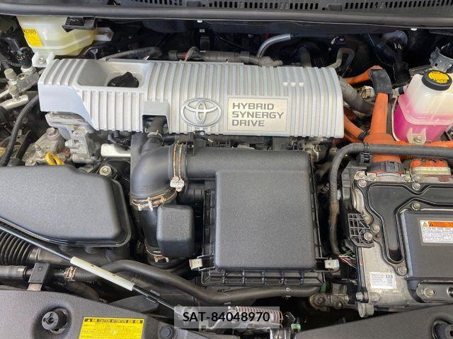 Toyota PRIUS ALPHA 2012-11 8246416-17