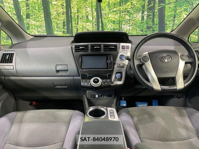 Toyota PRIUS ALPHA 2012-11 8246416-1