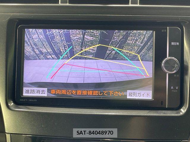 Toyota PRIUS ALPHA 2012-11 8246416-3