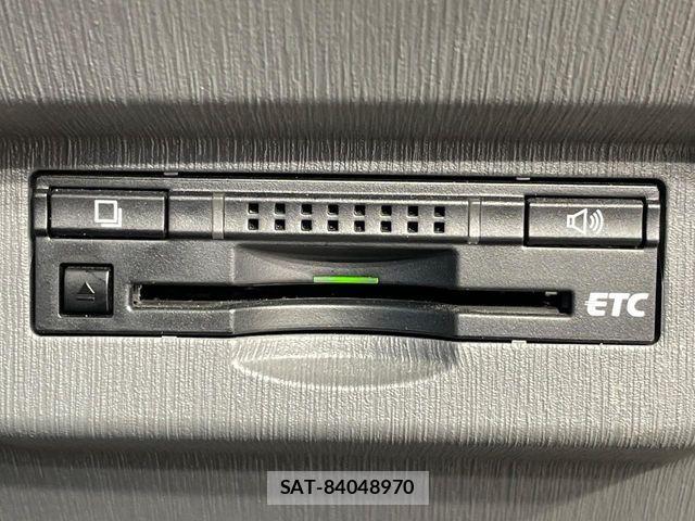 Toyota PRIUS ALPHA 2012-11 8246416-4