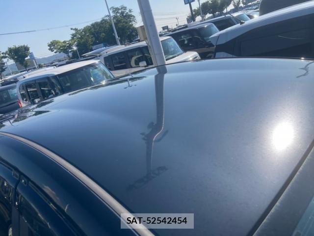 Toyota PRIUS ALPHA 2012-03 8246422-2