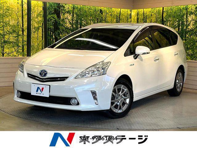 Toyota PRIUS ALPHA 2013-10 8246419-0