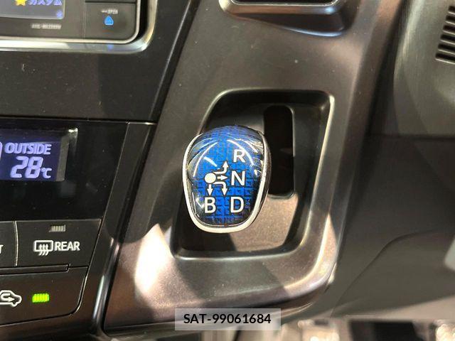 Toyota PRIUS ALPHA 2013-10 8246419-19