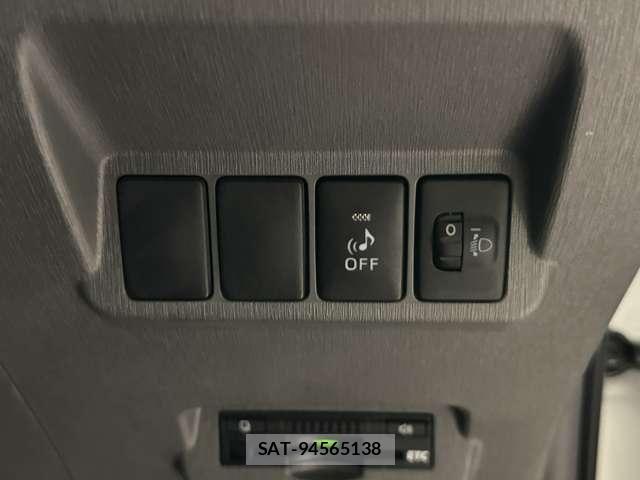 Toyota PRIUS ALPHA 2014-03 8246415-12