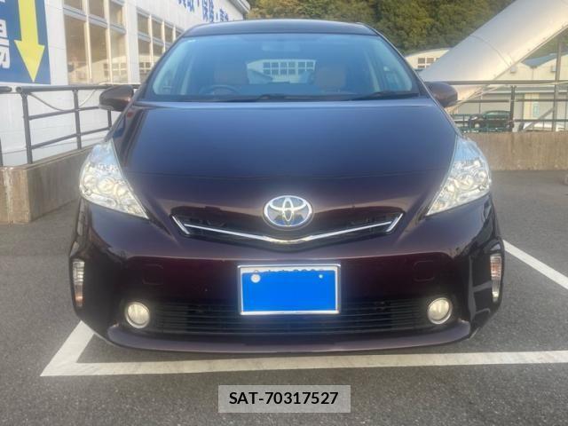 Toyota PRIUS ALPHA 2014-03 8246421-0