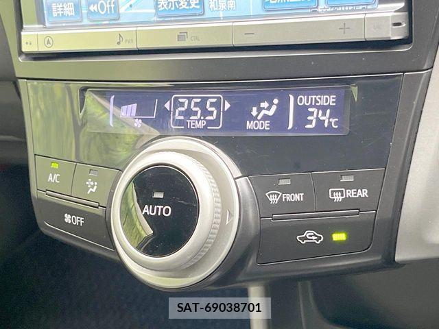 Toyota PRIUS ALPHA 2013-07 8246418-5