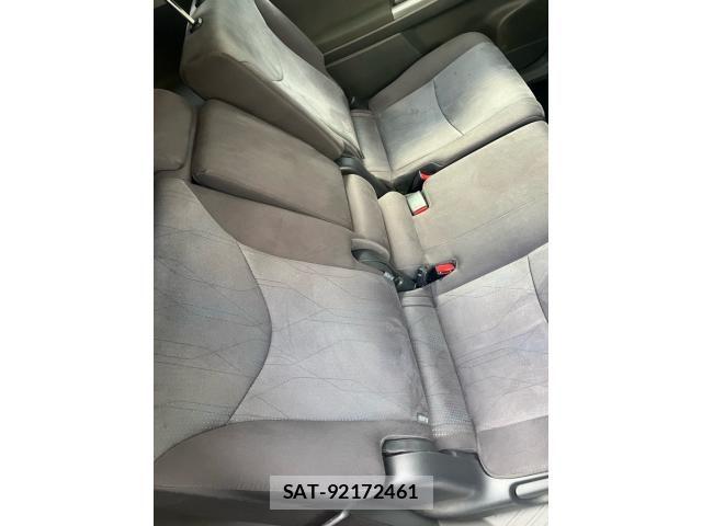 Toyota PRIUS ALPHA 2012-03 8246420-13