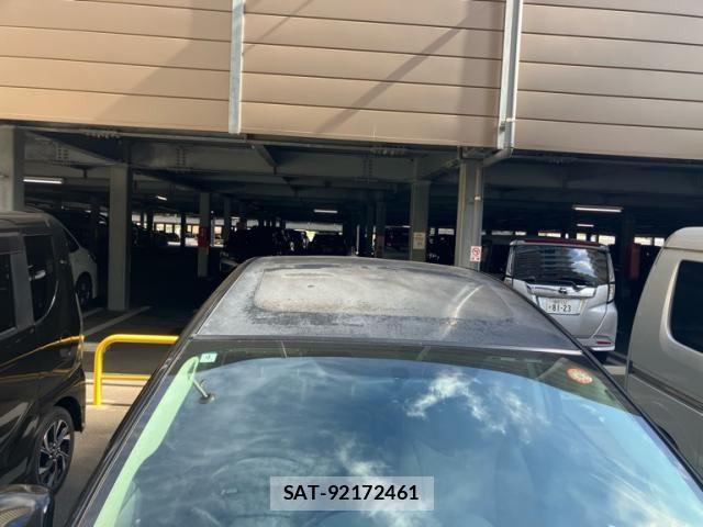 Toyota PRIUS ALPHA 2012-03 8246420-7