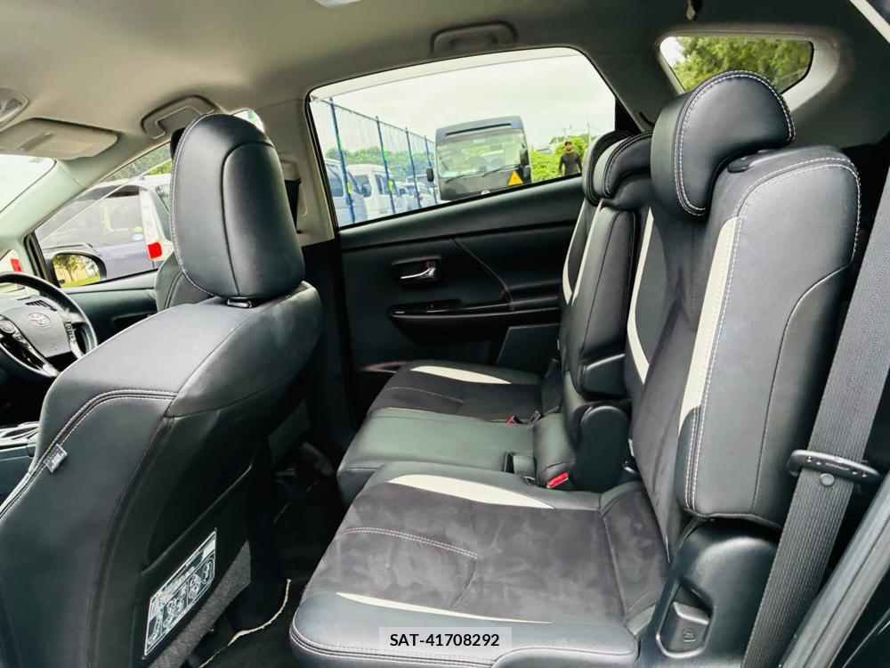 Toyota PRIUS ALPHA 2015-10 8226620-9