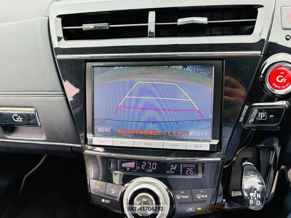 Toyota PRIUS ALPHA 2015-10 8226620-17