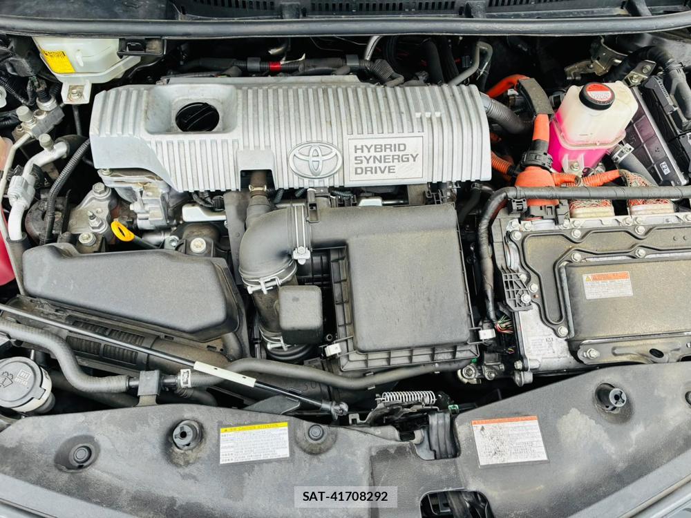 Toyota PRIUS ALPHA 2015-10 8226620-36