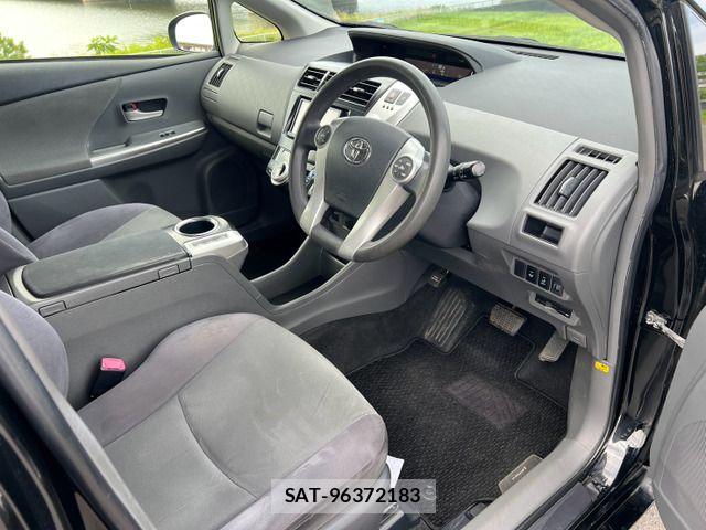 Toyota PRIUS ALPHA 2013-07 8316566-17