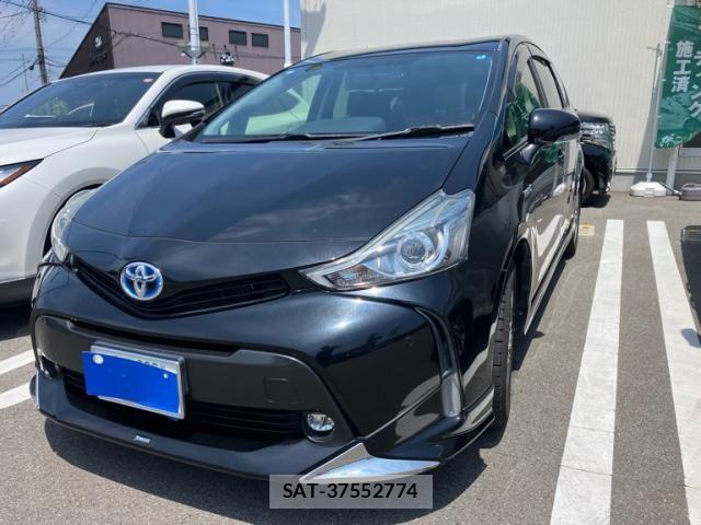 Toyota PRIUS ALPHA 2015-01 8316559-0