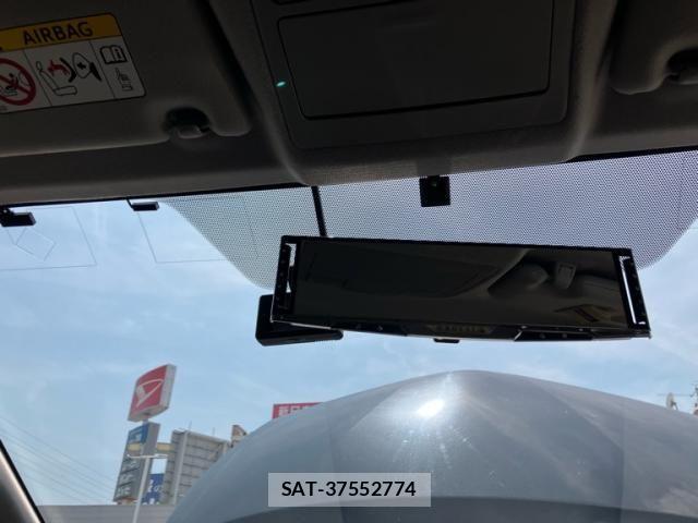 Toyota PRIUS ALPHA 2015-01 8316559-19