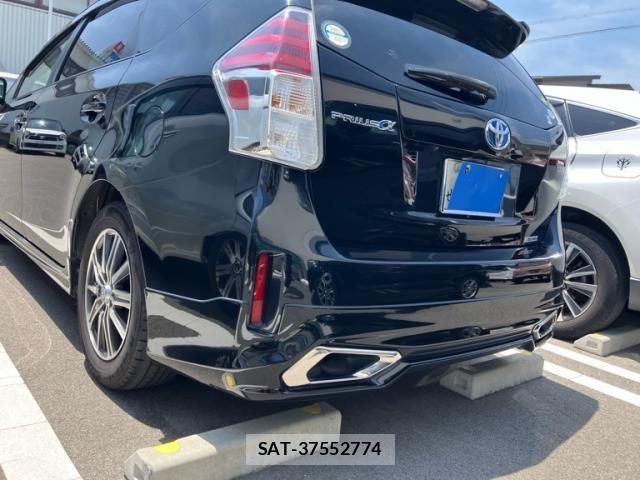 Toyota PRIUS ALPHA 2015-01 8316559-4