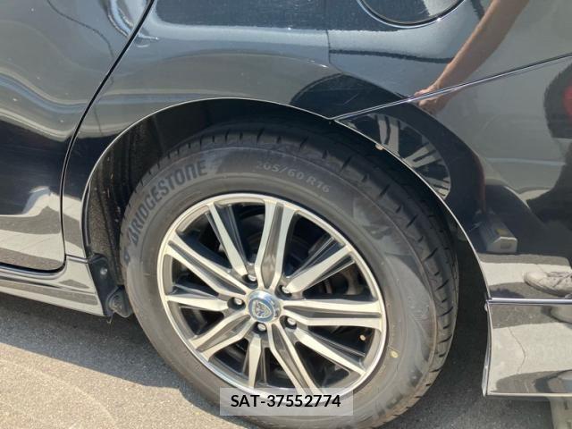 Toyota PRIUS ALPHA 2015-01 8316559-7