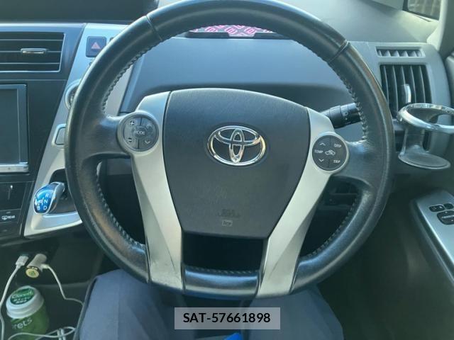 Toyota PRIUS ALPHA 2012-06 8316585-10