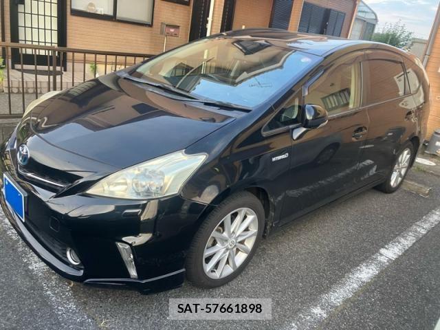 Toyota PRIUS ALPHA 2012-06 8316585-1