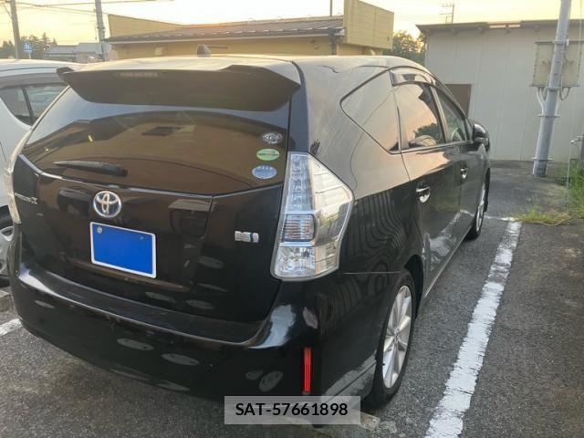 Toyota PRIUS ALPHA 2012-06 8316585-3