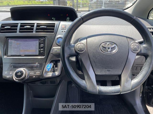 Toyota PRIUS ALPHA 2014-01 8316575-11