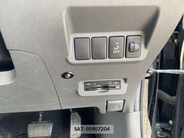 Toyota PRIUS ALPHA 2014-01 8316575-18