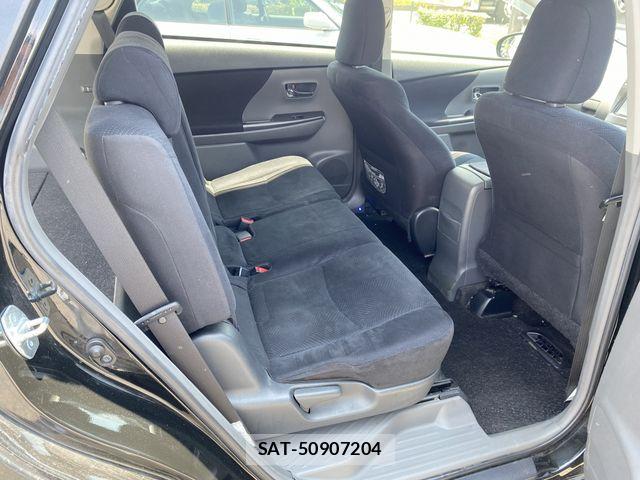 Toyota PRIUS ALPHA 2014-01 8316575-8