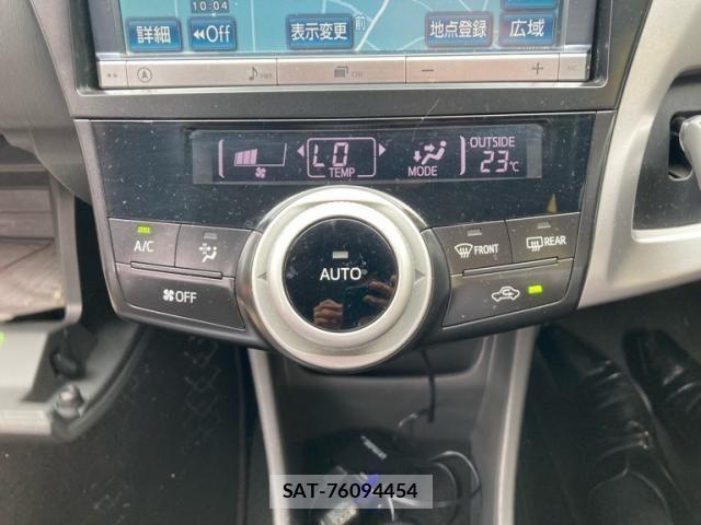 Toyota PRIUS ALPHA 2013-07 8316588-18