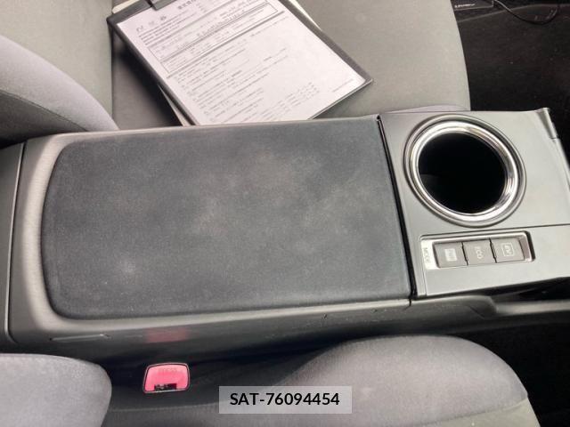 Toyota PRIUS ALPHA 2013-07 8316588-20