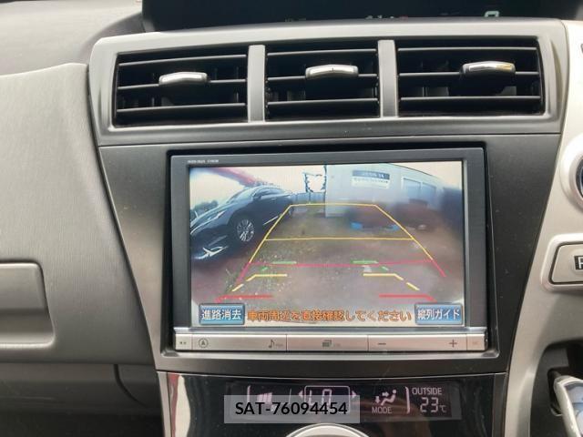 Toyota PRIUS ALPHA 2013-07 8316588-23