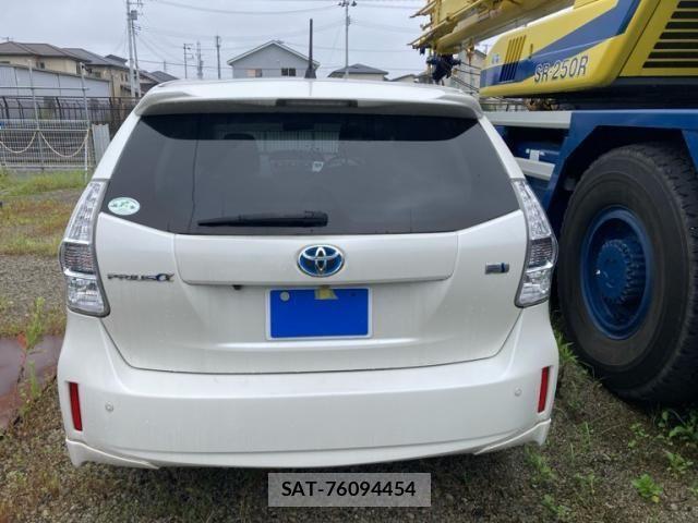 Toyota PRIUS ALPHA 2013-07 8316588-4