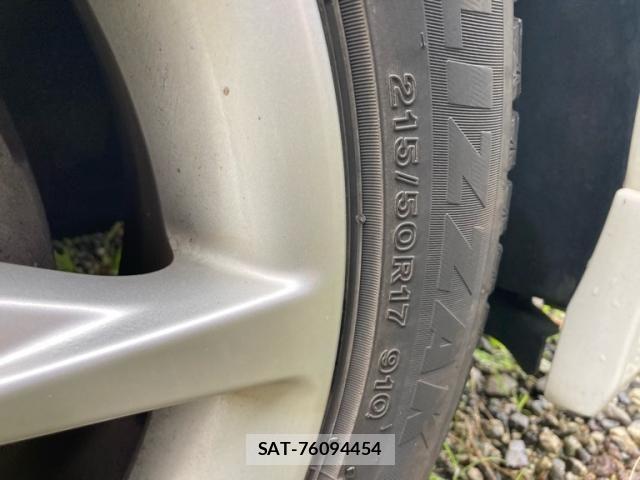 Toyota PRIUS ALPHA 2013-07 8316588-8