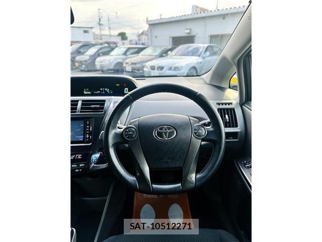 Toyota PRIUS ALPHA 2014-06 8316567-18