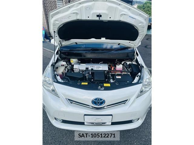 Toyota PRIUS ALPHA 2014-06 8316567-21