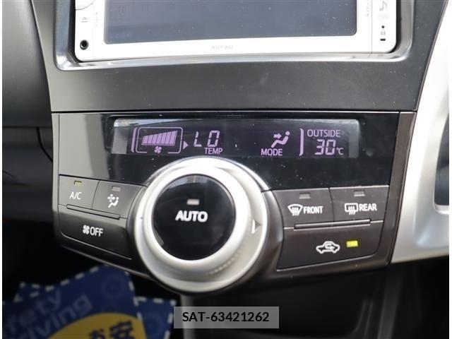 Toyota PRIUS ALPHA 2012-07 8316562-12
