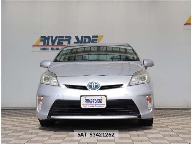 Toyota PRIUS ALPHA 2012-07 8316562-22