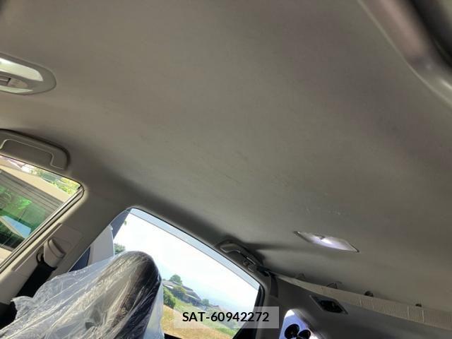 Toyota PRIUS ALPHA 2013-07 8316578-11