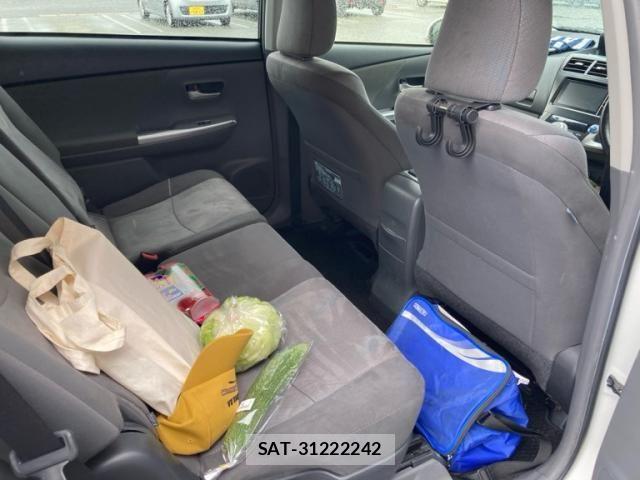 Toyota PRIUS ALPHA 2014-03 8316571-21