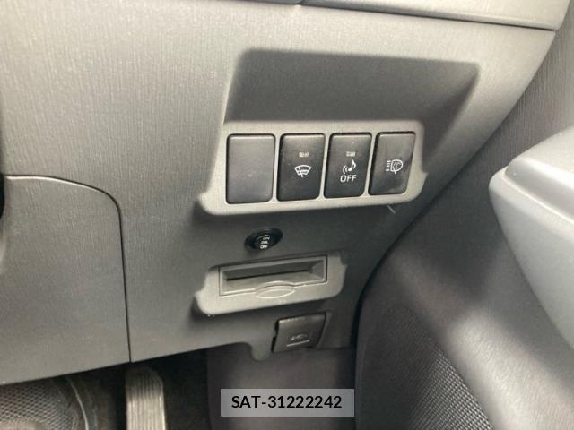 Toyota PRIUS ALPHA 2014-03 8316571-23