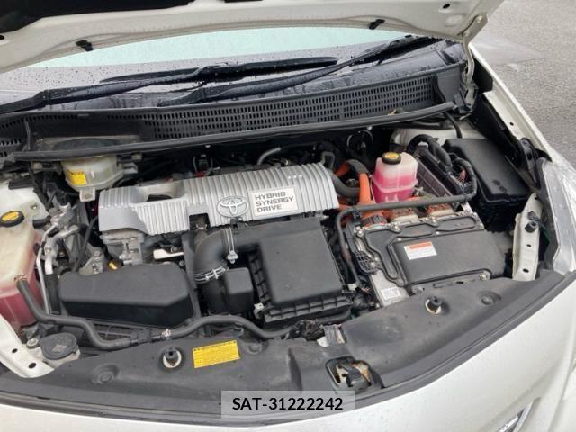 Toyota PRIUS ALPHA 2014-03 8316571-5
