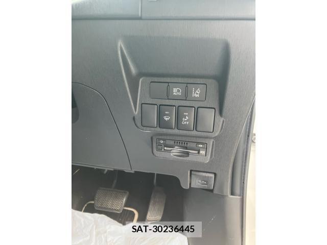 Toyota PRIUS ALPHA 2018-11 8316561-18