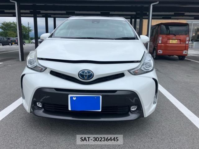 Toyota PRIUS ALPHA 2018-11 8316561-1