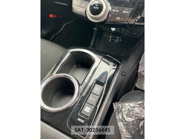 Toyota PRIUS ALPHA 2018-11 8316561-20