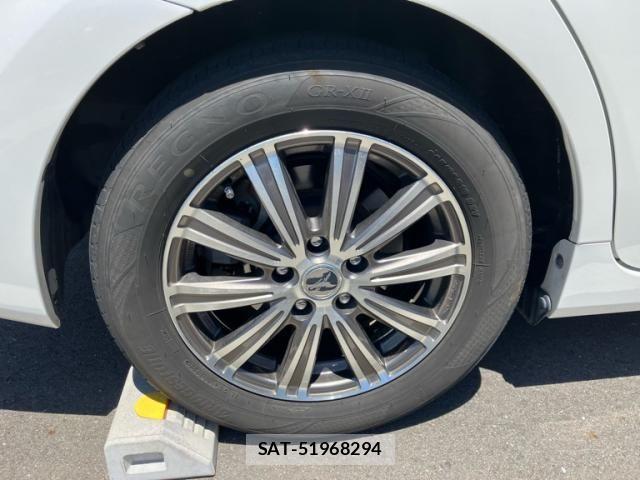 Toyota PRIUS ALPHA 2015-02 8316565-9