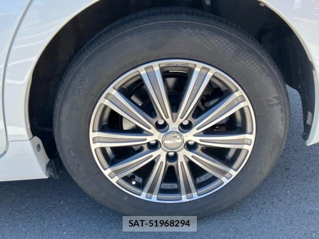 Toyota PRIUS ALPHA 2015-02 8316565-10