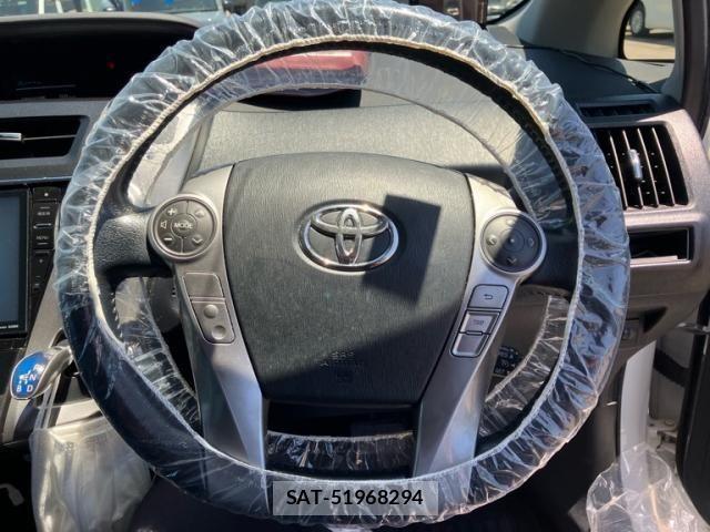 Toyota PRIUS ALPHA 2015-02 8316565-18