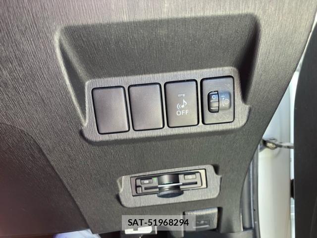 Toyota PRIUS ALPHA 2015-02 8316565-25