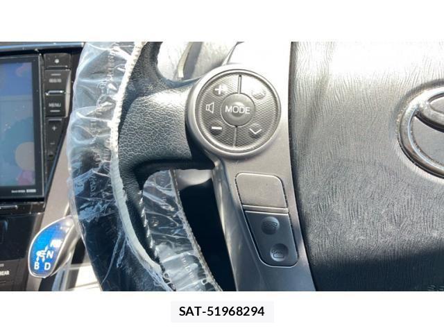 Toyota PRIUS ALPHA 2015-02 8316565-27
