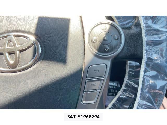 Toyota PRIUS ALPHA 2015-02 8316565-28